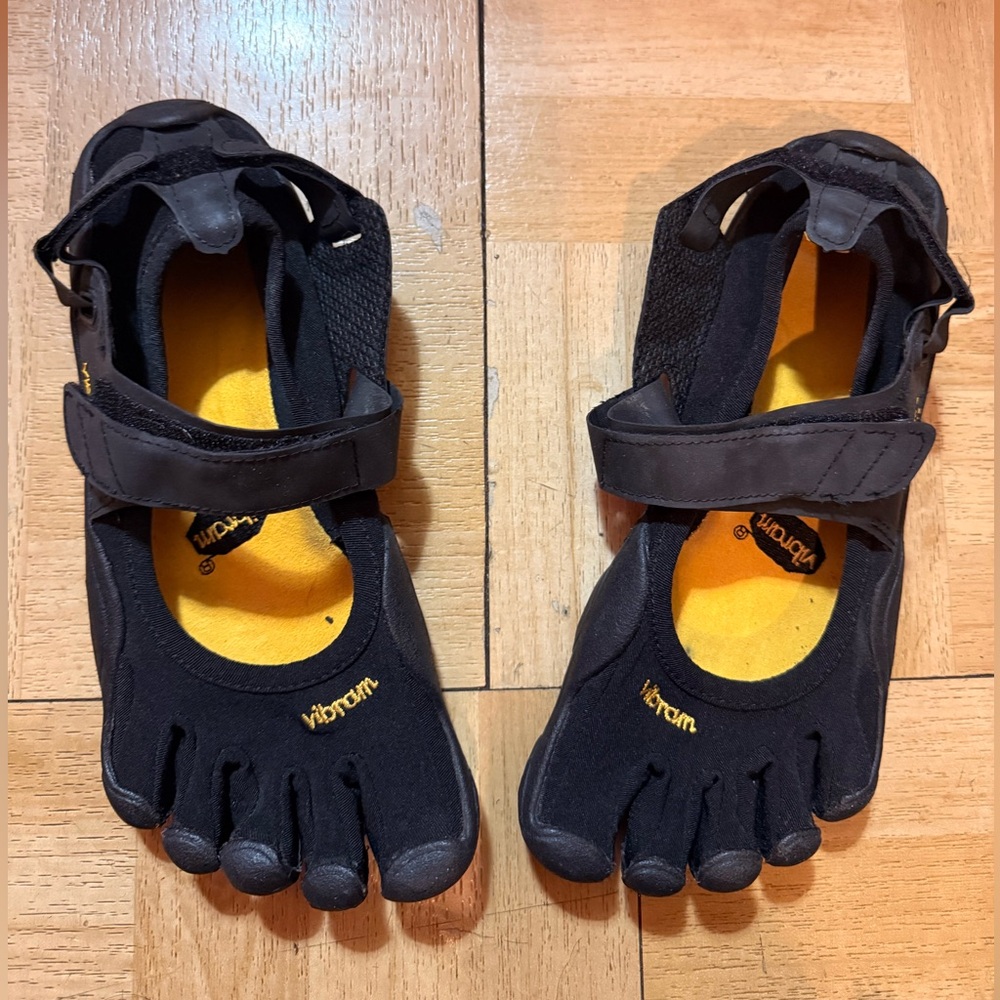 Vibram FiveFingers Shoes